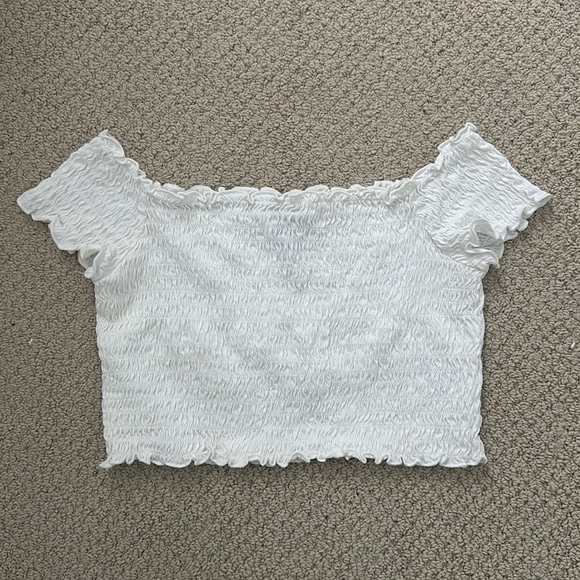 White Off-shoulder Top - Picture 4 of 5